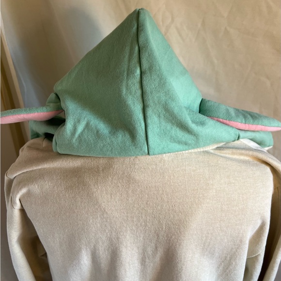 EUC Star Wars size XL Mandalorian hoodie sweatshirt - Picture 10 of 15